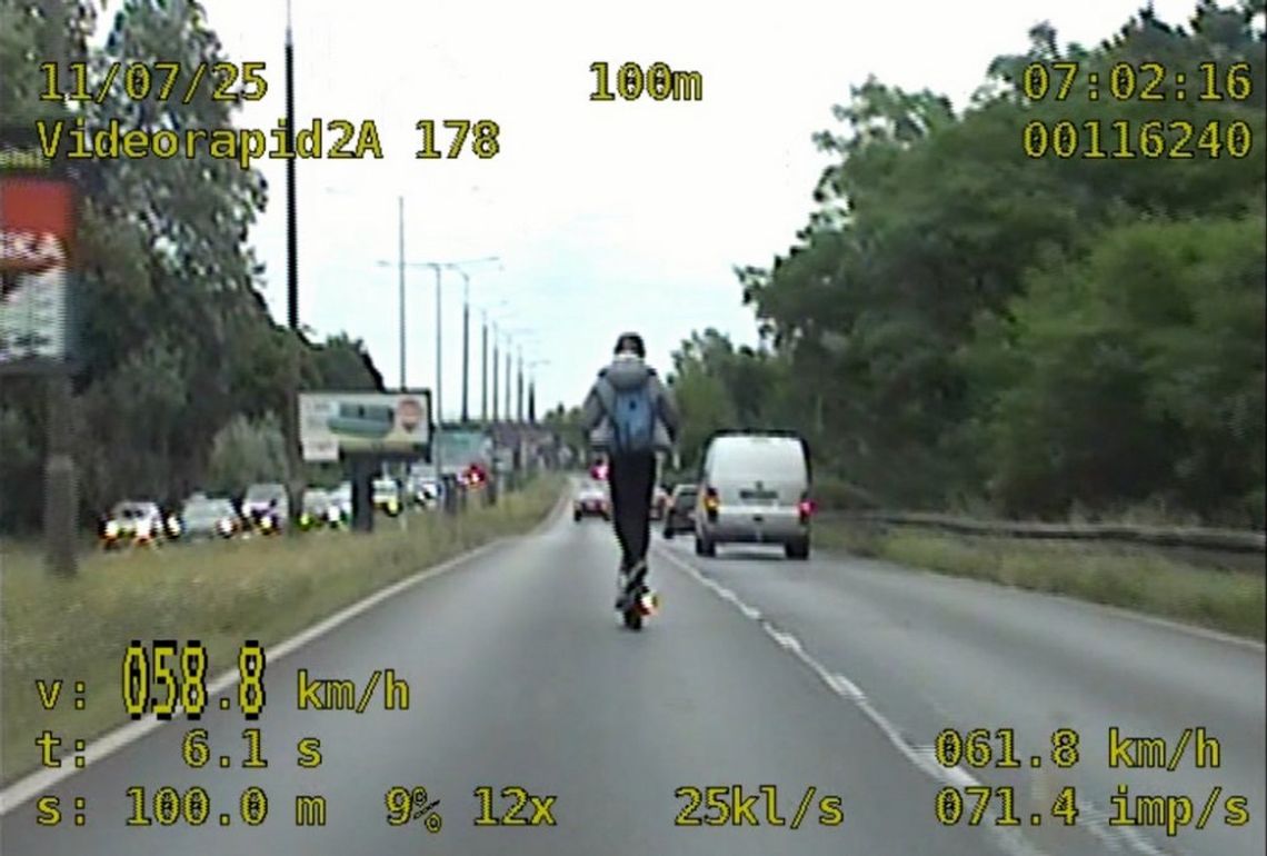 Ile może pędzić e-hulajnoga? [WIDEO]