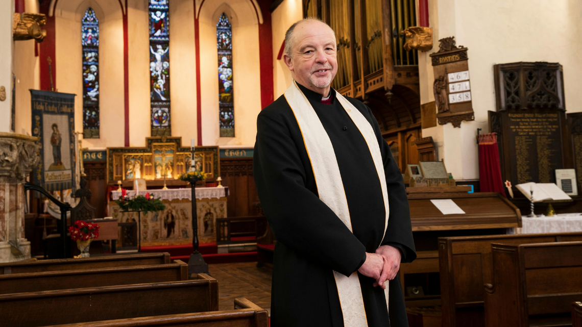 Ile powinno być w kopercie dla księdza? Ile powinno być w kopercie dla księdza?