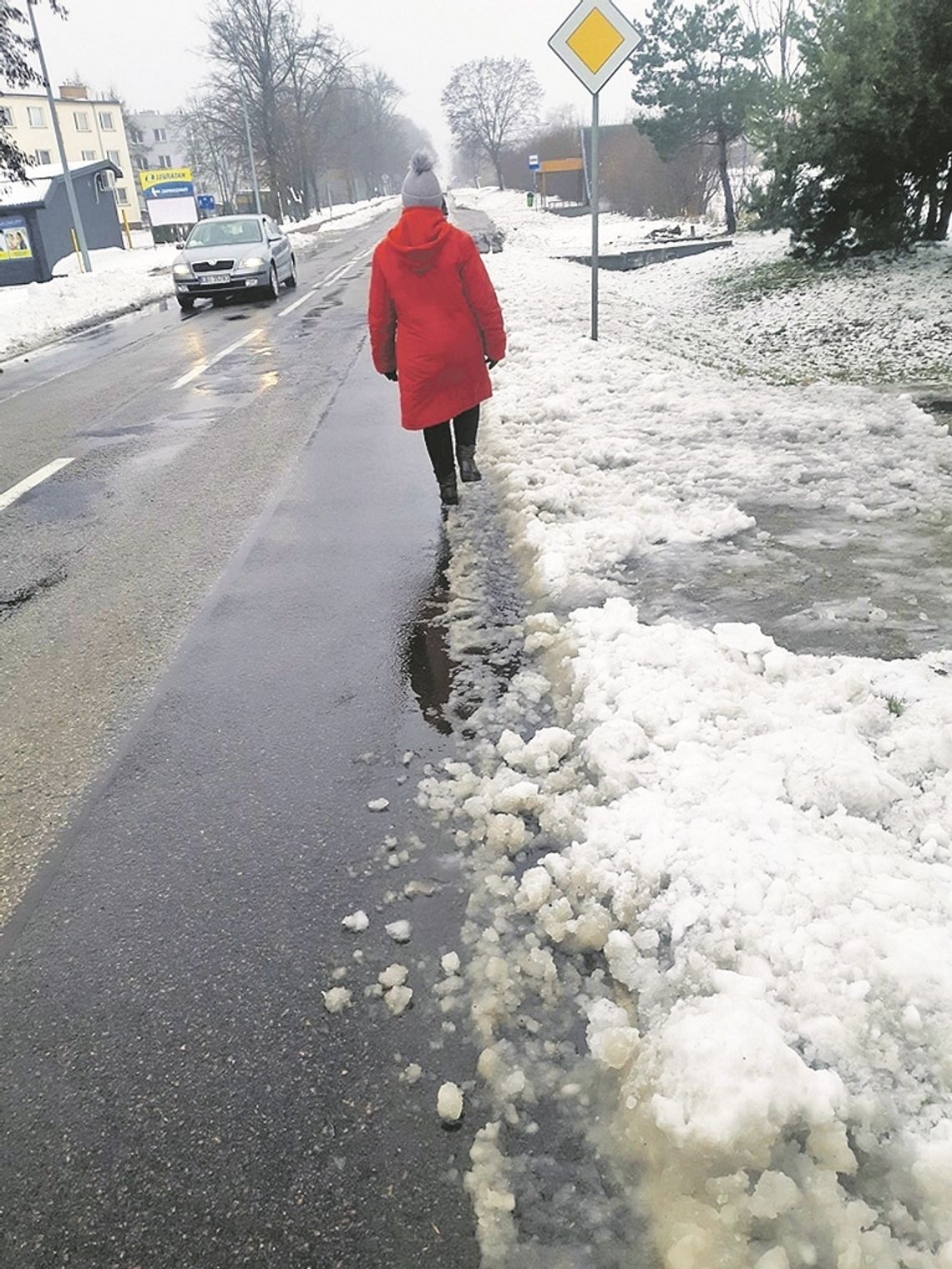 Interwencja: Czy przy ul. Janowskiej powstanie chodnik?