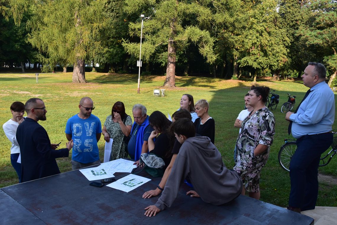 Jak ma wyglądać park? Mieszkańcy poszli w teren z pomysłami