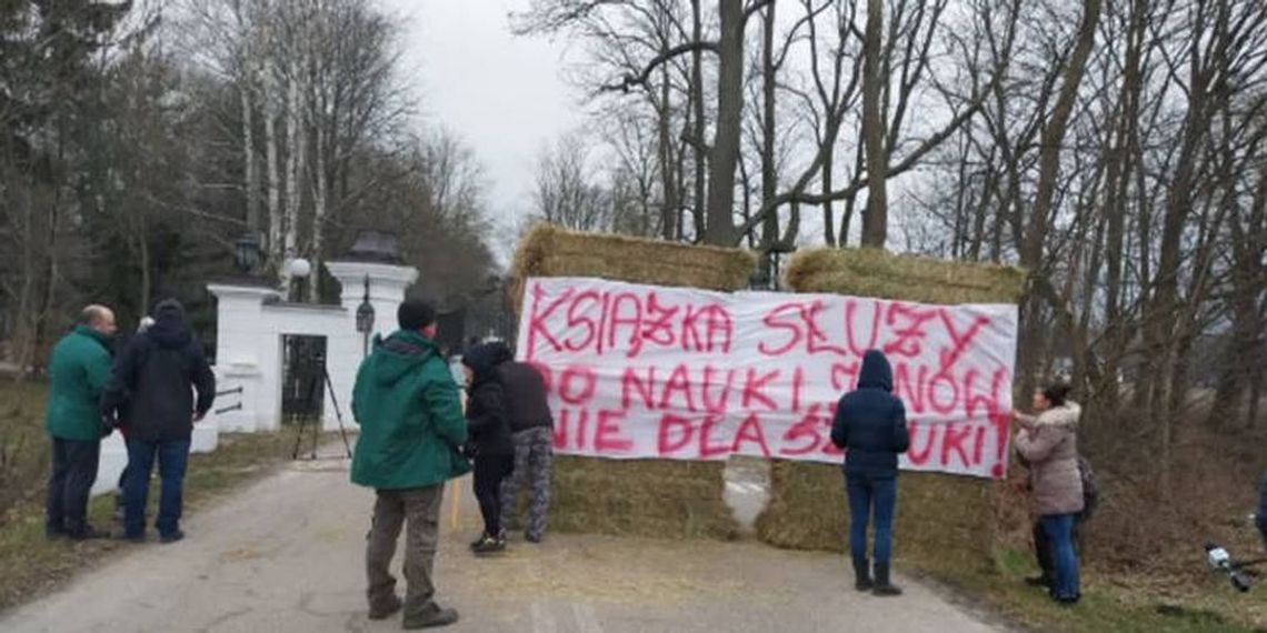 Janów Podlaski: protestujący pracownicy stadniny spotkali się z dyrektorem KOWR-u