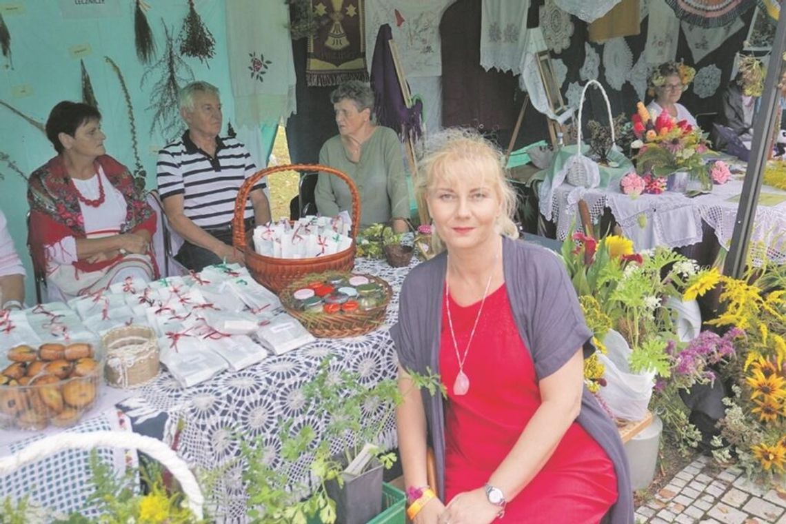Jej obrazy są pełne zadumy. Niezwykła wystawa w Wisznicach Jej obrazy są pełne zadumy. Niezwykła wystawa w Wisznicach