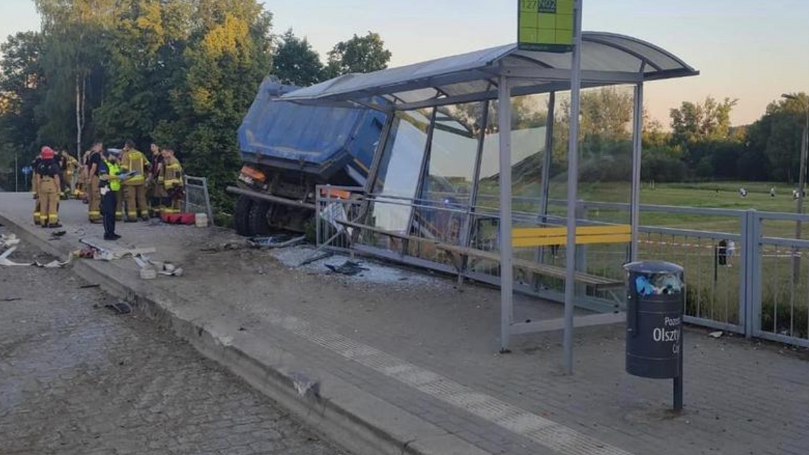 Jest wyrok. Pijany taranował samochody. Trafi za kraty