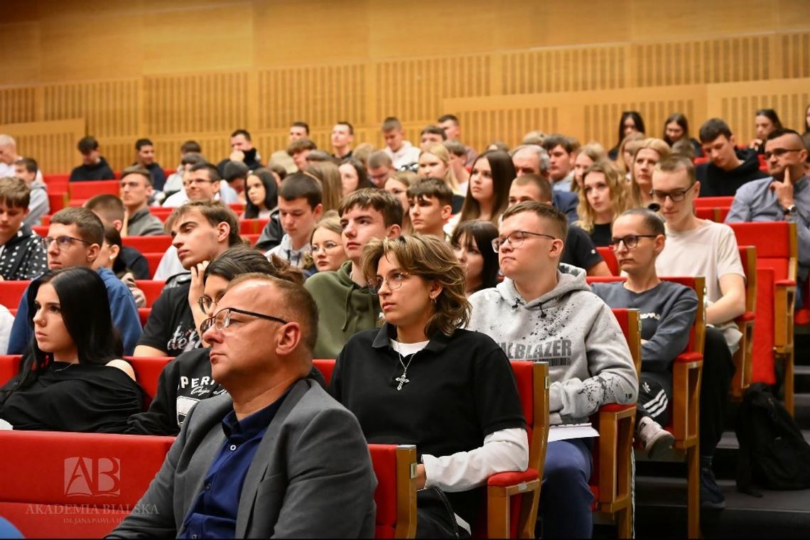 Już wkrótce Bialski Turniej E-sportowy Już wkrótce Bialski Turniej E-sportowy