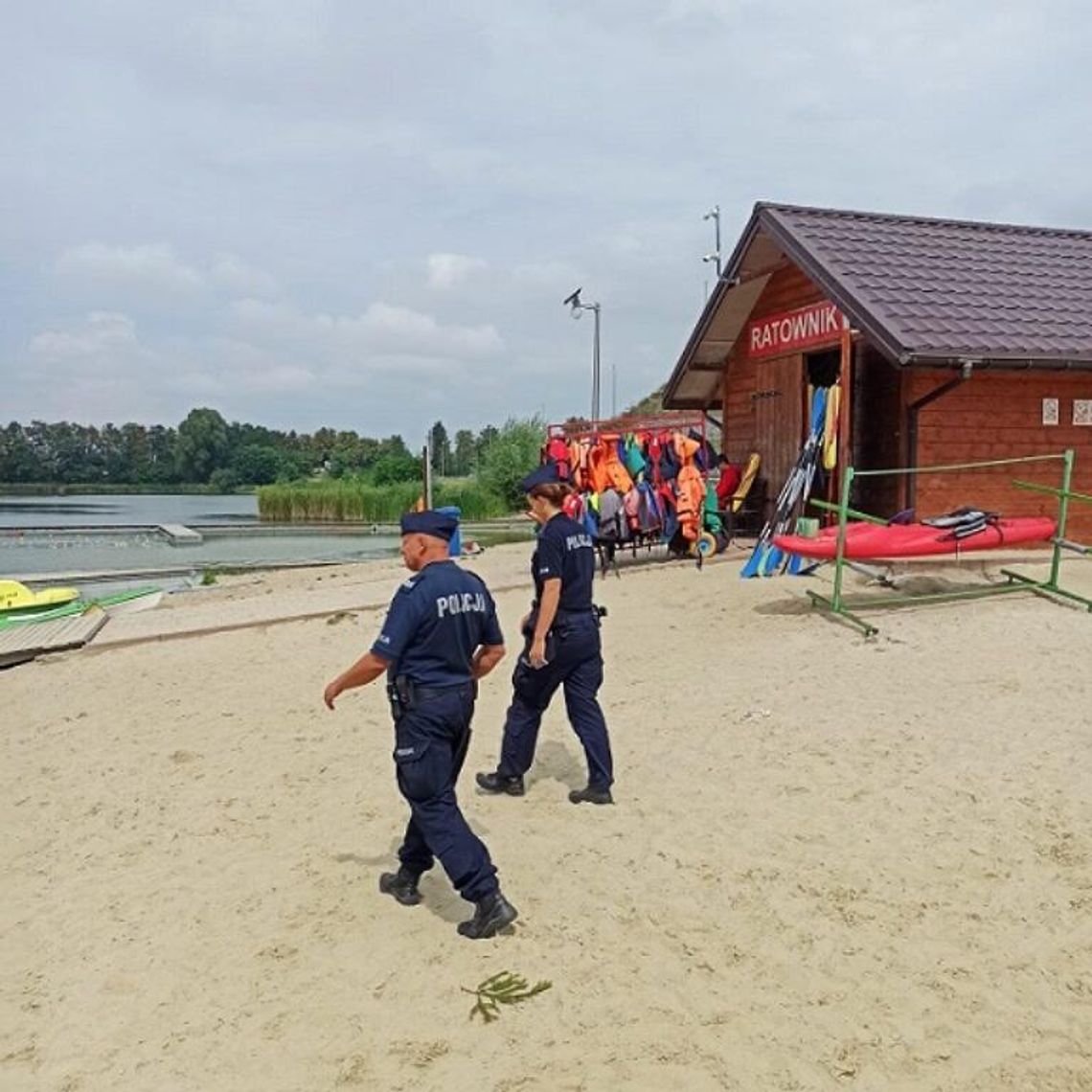 Kąpielisko bez zarzutu. Sprawdzili to policjanci i sanepid