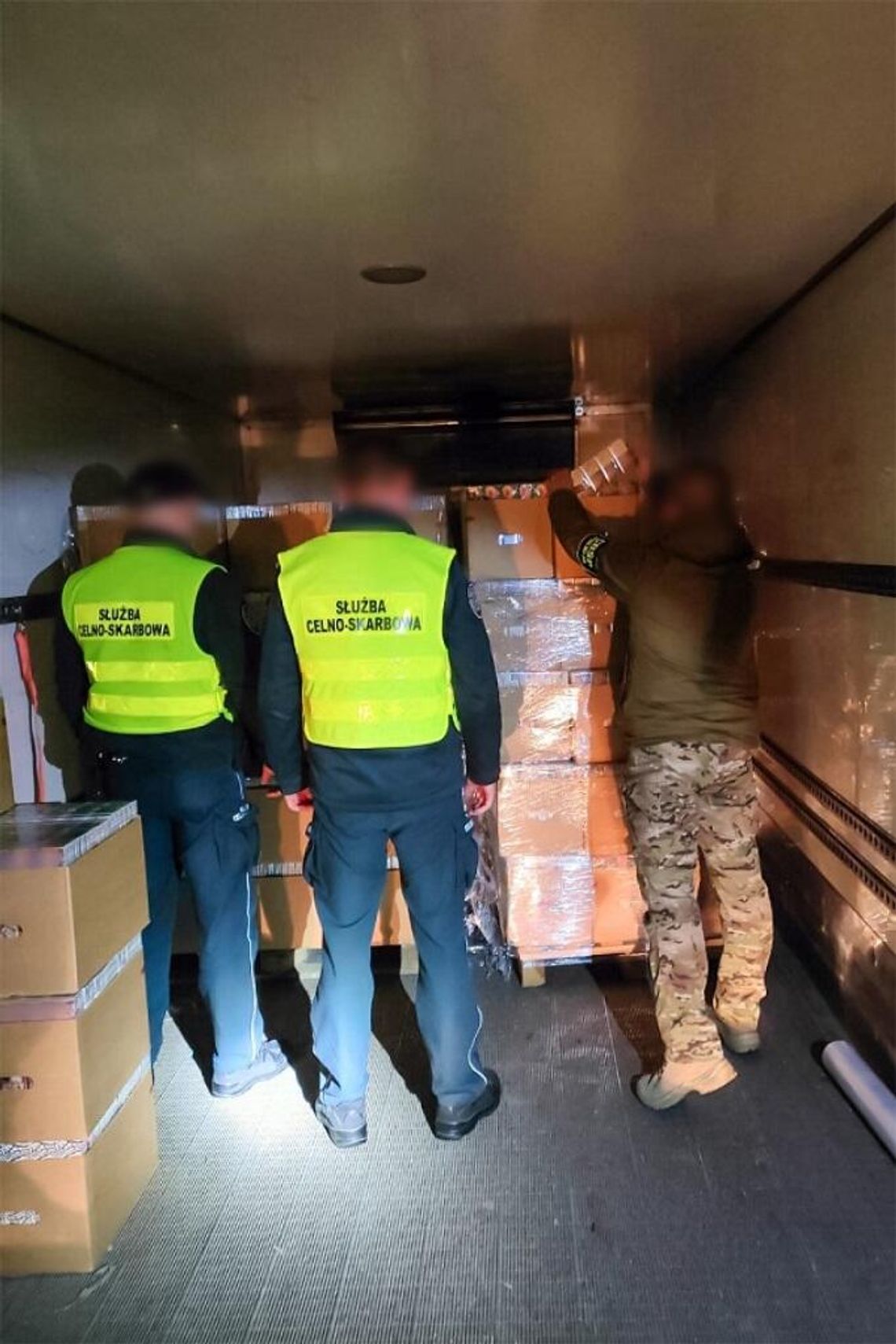 KAS i CBŚP przejęły papierosy o wartości 1,7 mln zł
