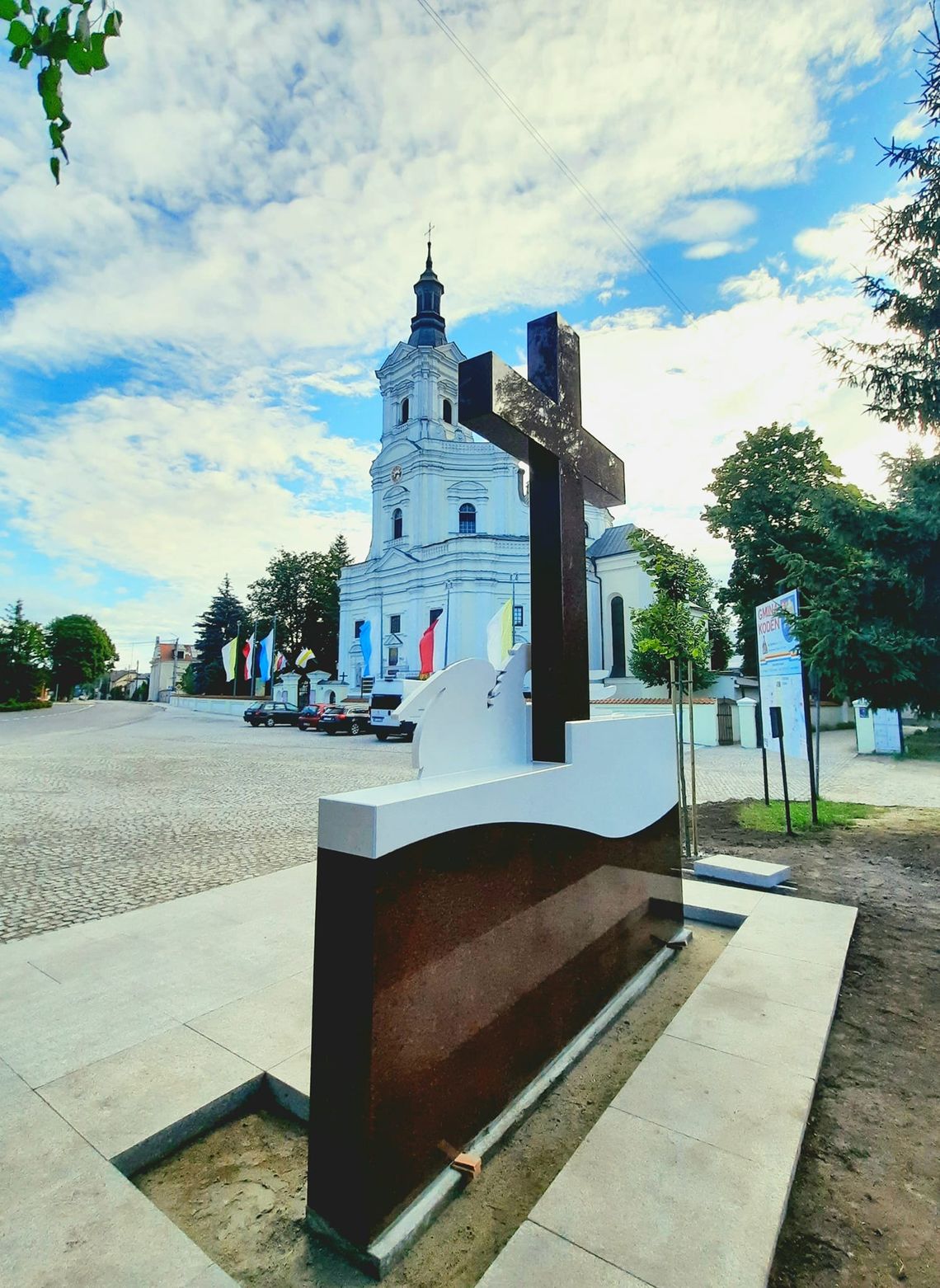 W Kodniu powstał pomnik powstańców. Odsłoni go prezydent?