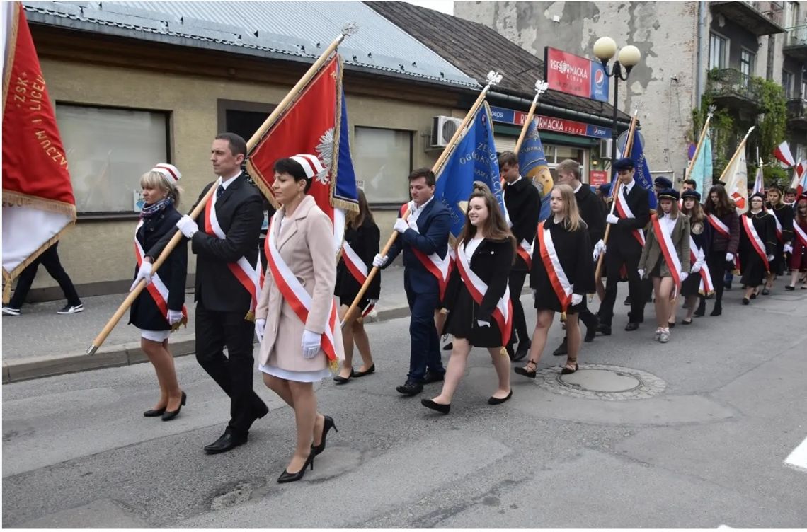 Koncerty, wycieczki i polonez – majowe święta w naszych gminach