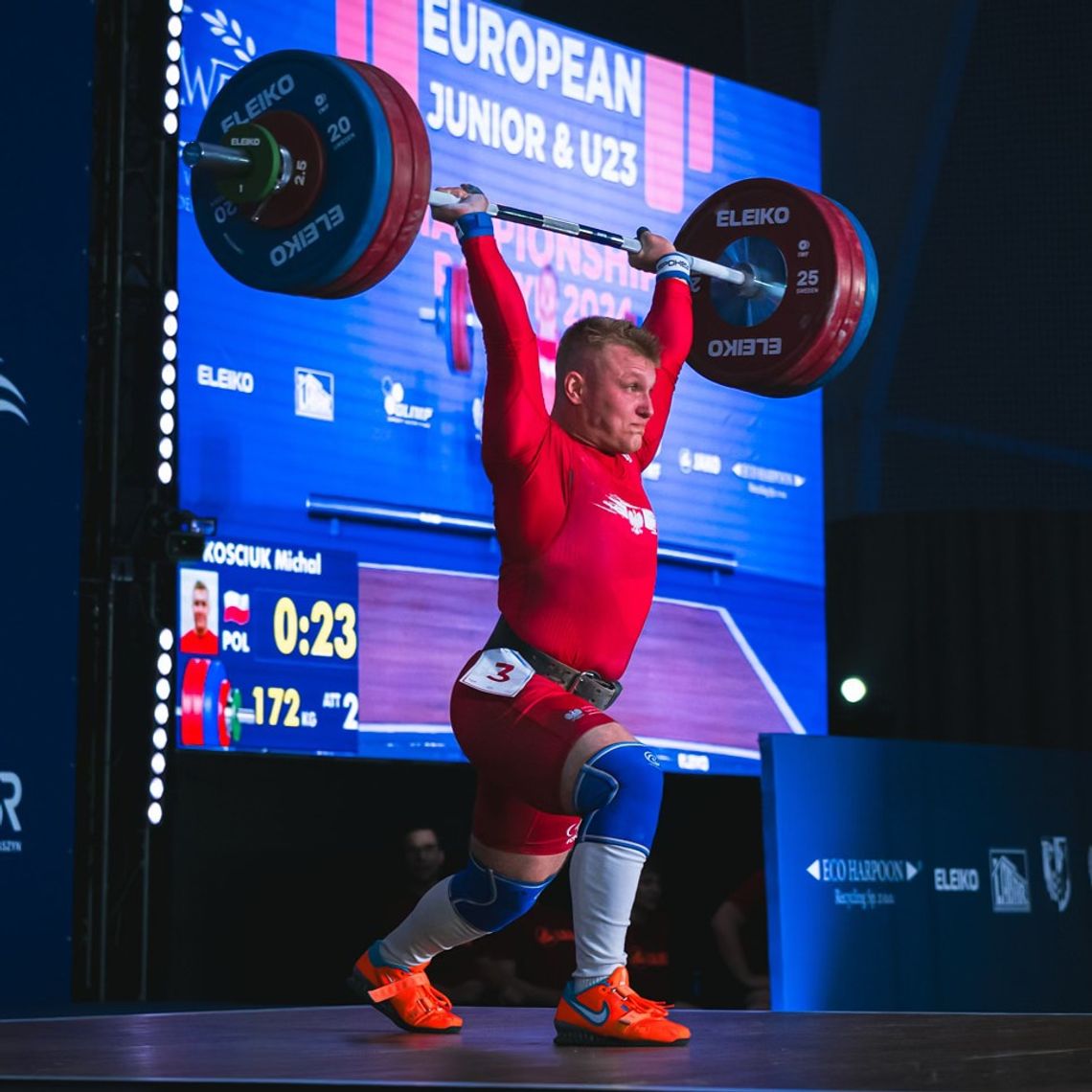 Kościuk z Pucharem AZS