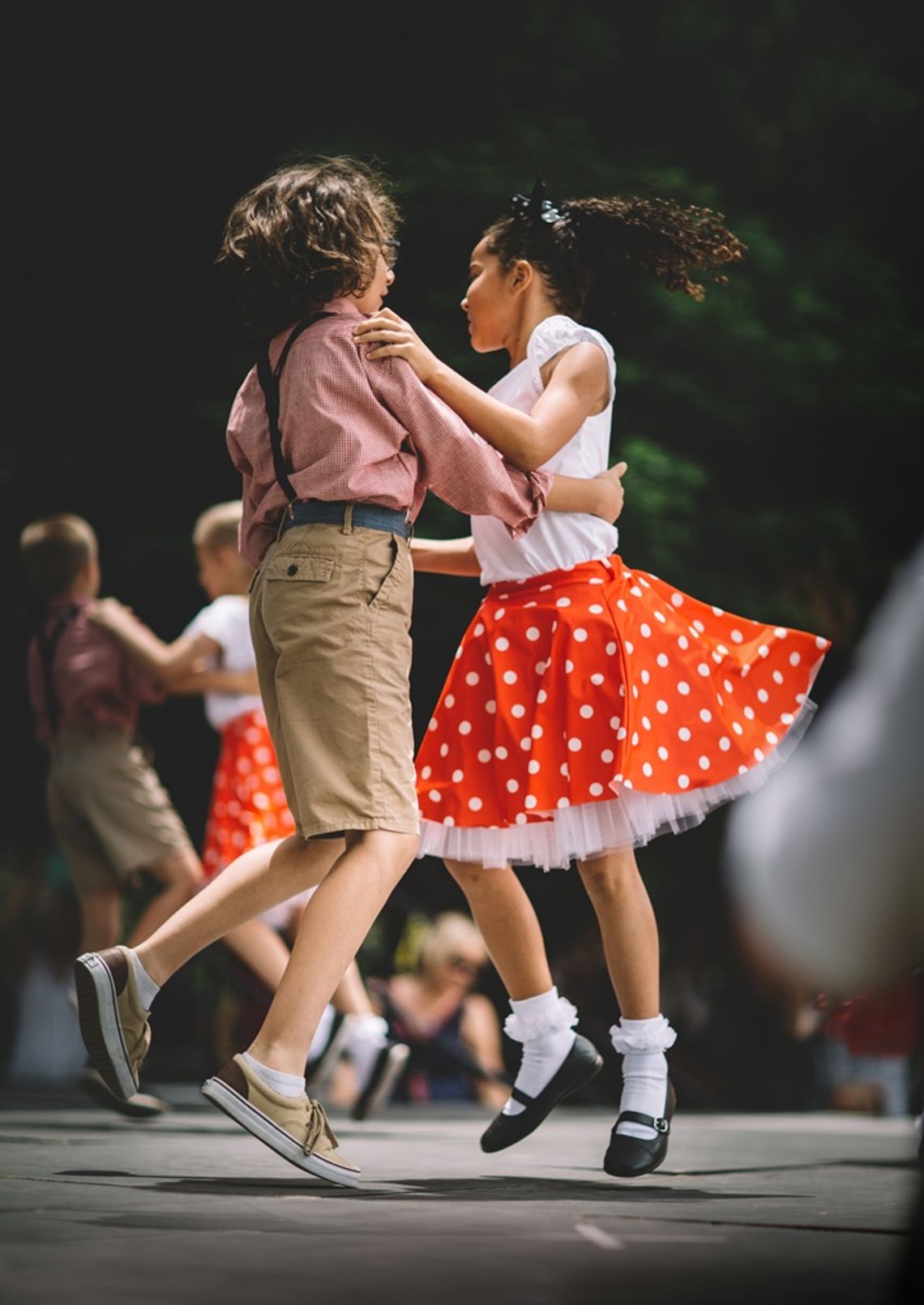 Lindy-hop i swing w bialskim amfiteatrze Lindy-hop i swing w bialskim amfiteatrze