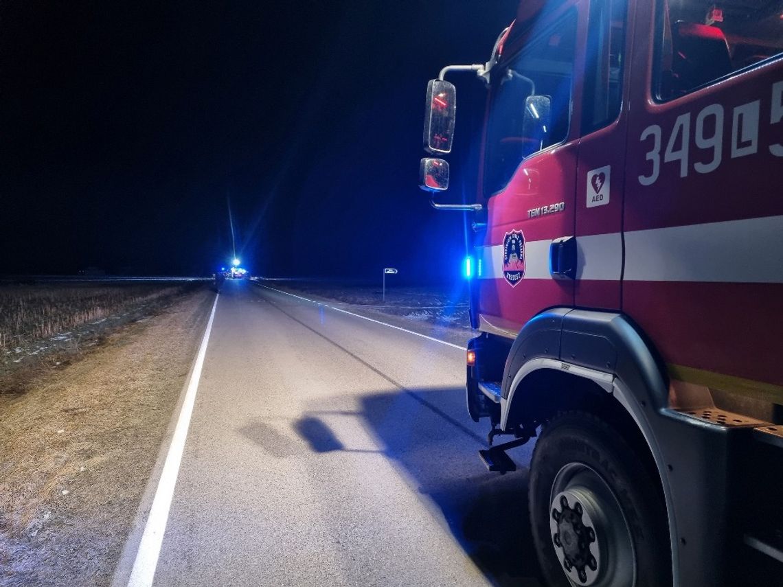 Łomazy. Dostawczak potrącił pieszego. Poszkodowanego zabrał śmigłowiec LPR Łomazy. Dostawczak potrącił pieszego. Poszkodowanego zabrał śmigłowiec LPR