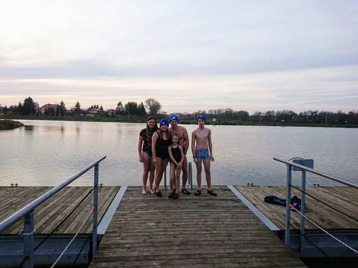 ŁOSICE: Bo zażywać kąpieli w jeziorze można nawet zimą