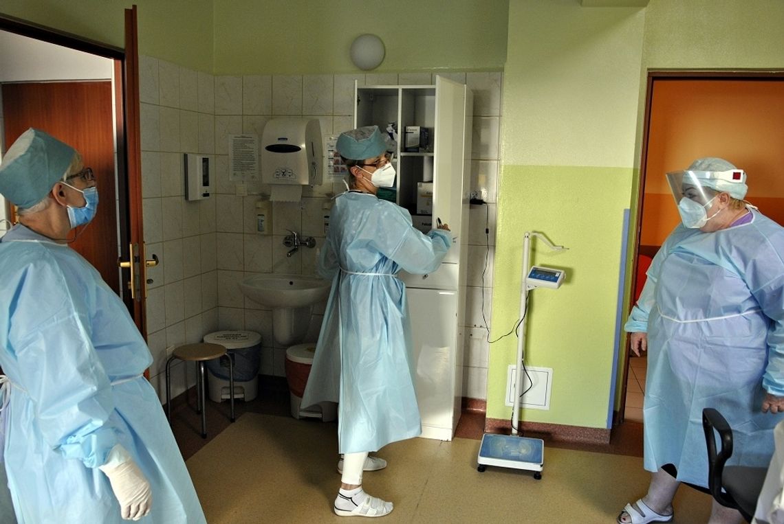 Łosice: W szpitalu leczeni są już chorzy z koronawirusem
