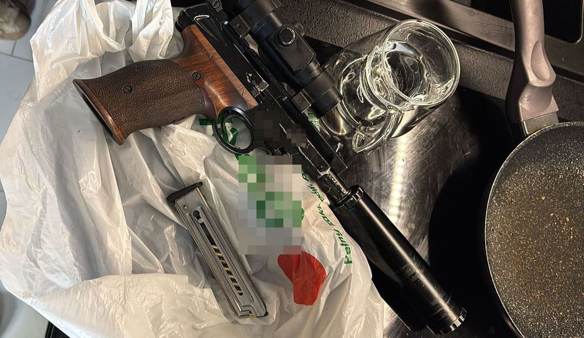 Łuków. Kontrterroryści wkroczyli do jednego z mieszkań [WIDEO, ZDJĘCIA]