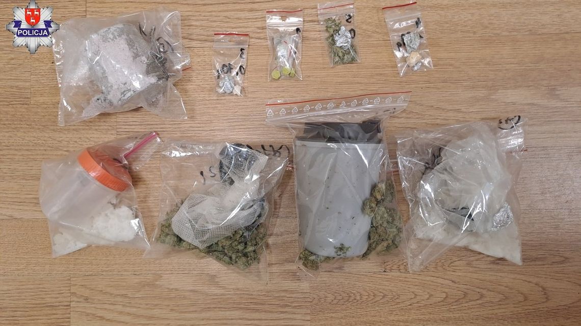 Łuków. Miał w domu mefedron, amfetaminę i marihuanę
