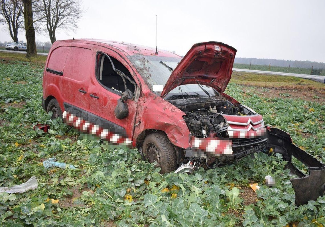 dachowanie auto Łuniew wypadek citroen