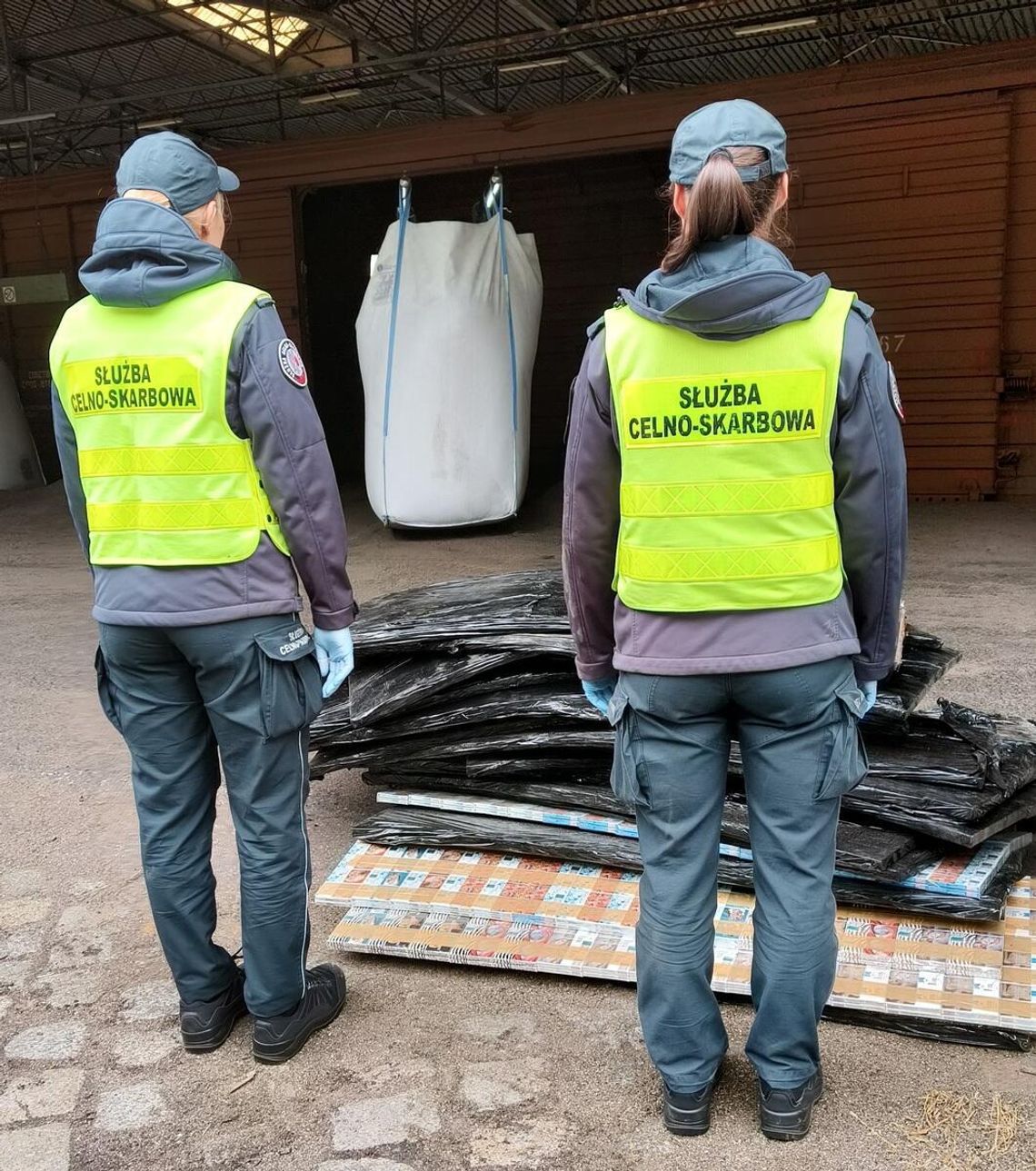 Małaszewicze. Nielegalne papierosy w wagonach z pelletem Małaszewicze. Nielegalne papierosy w wagonach z pelletem