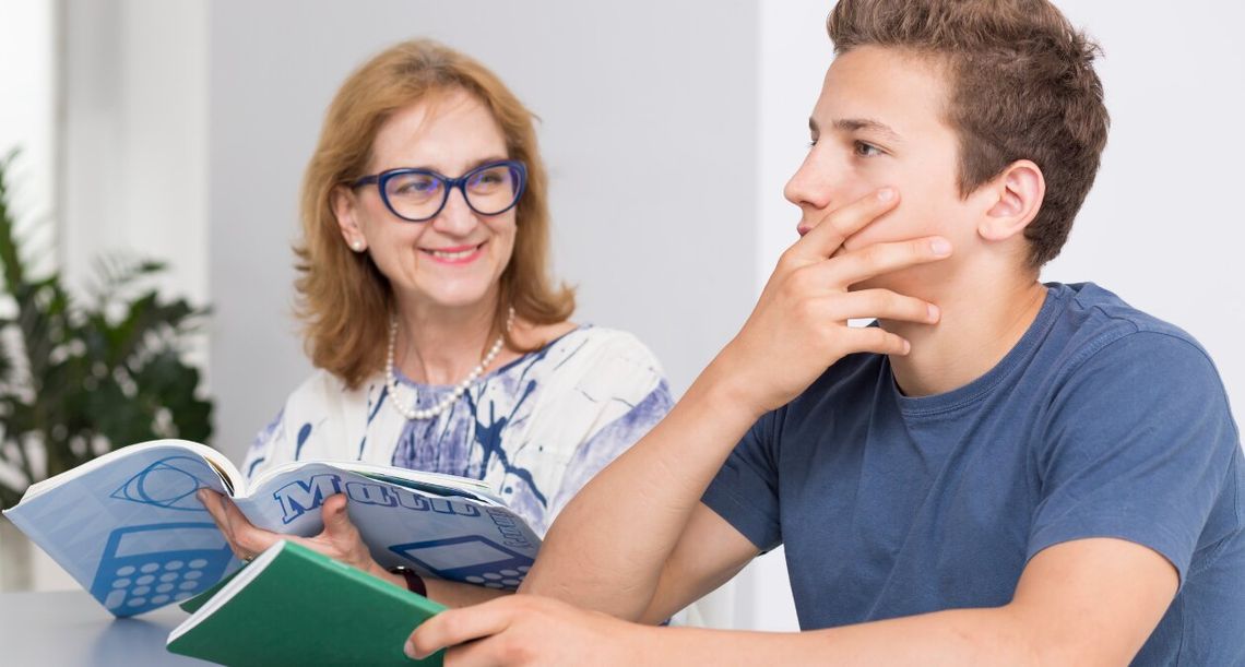 Matematyka potaniała. Sprawdź, przed nowym rokiem szkolnym, ile kosztują korepetycje Matematyka potaniała. Sprawdź, przed nowym rokiem szkolnym, ile kosztują korepetycje