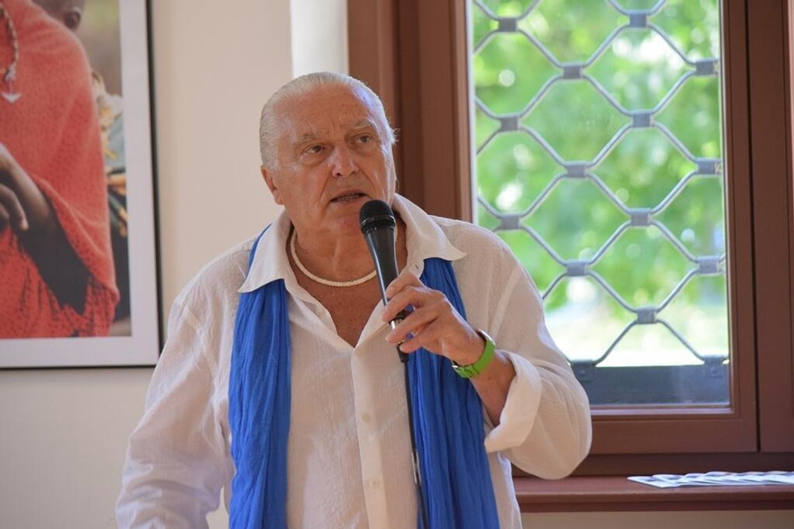 Międzyrzec Podlaski. Amerykański fotograf odwiedził rodzinne strony Międzyrzec Podlaski. Amerykański fotograf odwiedził rodzinne strony