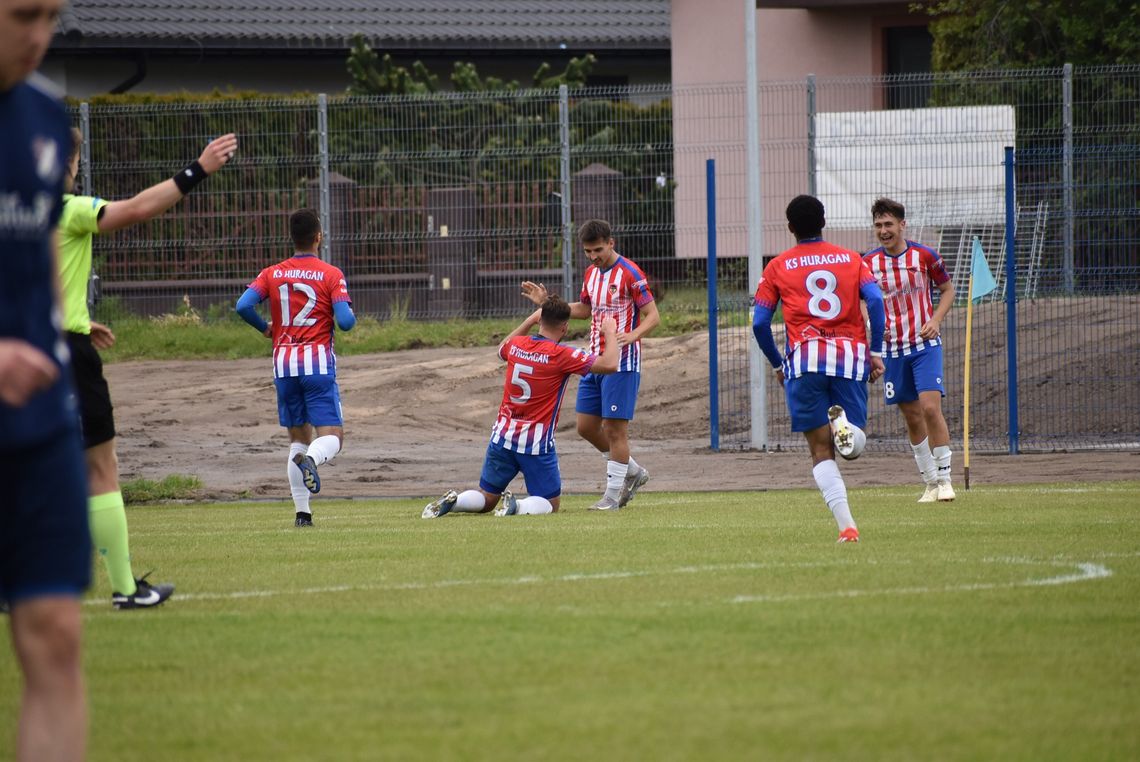 Międzyrzecki Huragan uratował IV ligę