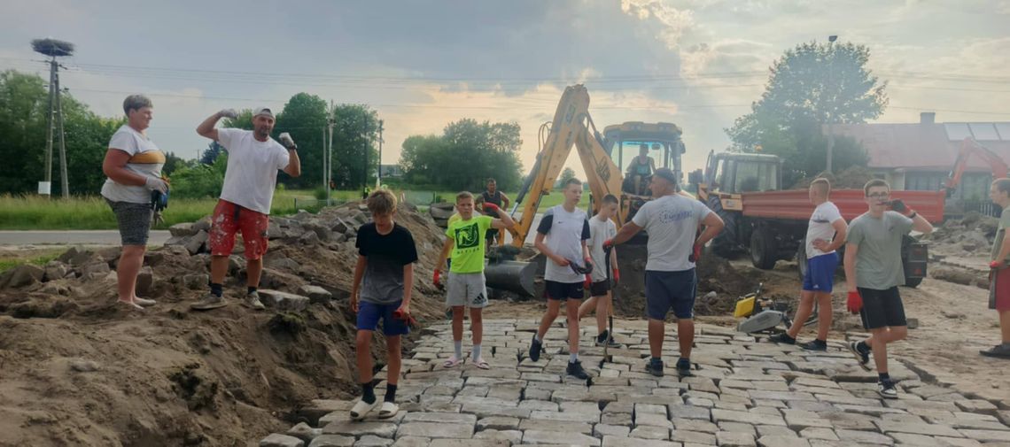 Mieszkańcy Romaszek znów działają razem [GALERIA ZDJĘĆ]