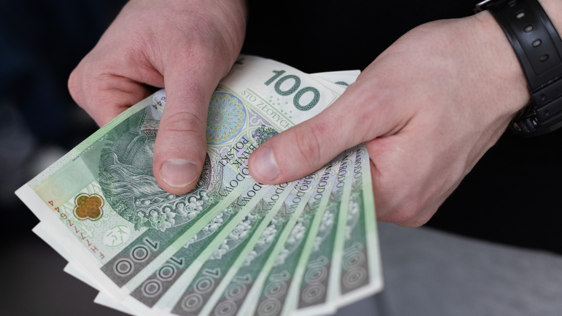 Miliardy złotych na zdrapki. Wierzymy, że los nam będzie sprzyjał Miliardy złotych na zdrapki. Wierzymy, że los nam będzie sprzyjał