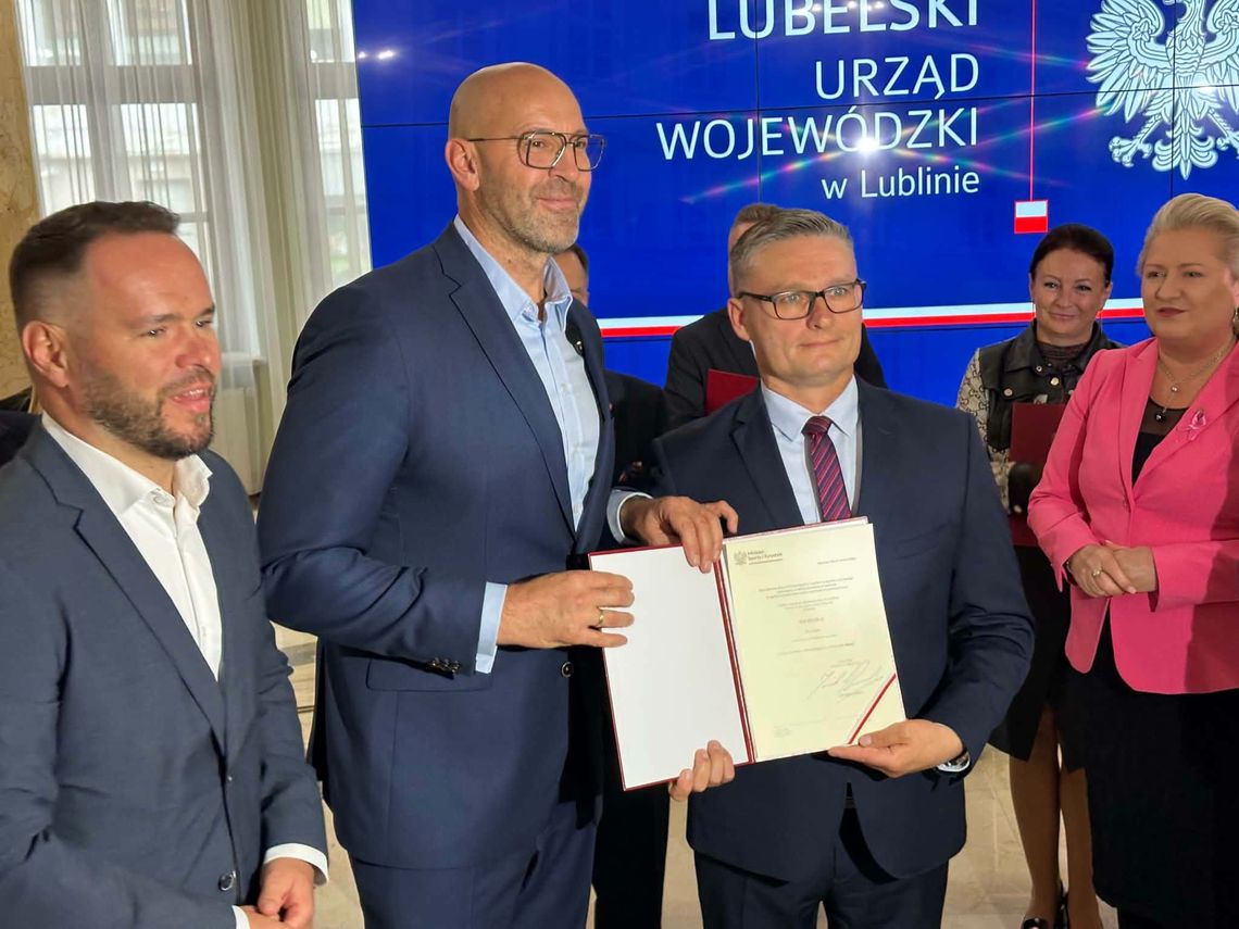Minister przekazał dotacje na rozwój sportu Minister przekazał dotacje na rozwój sportu