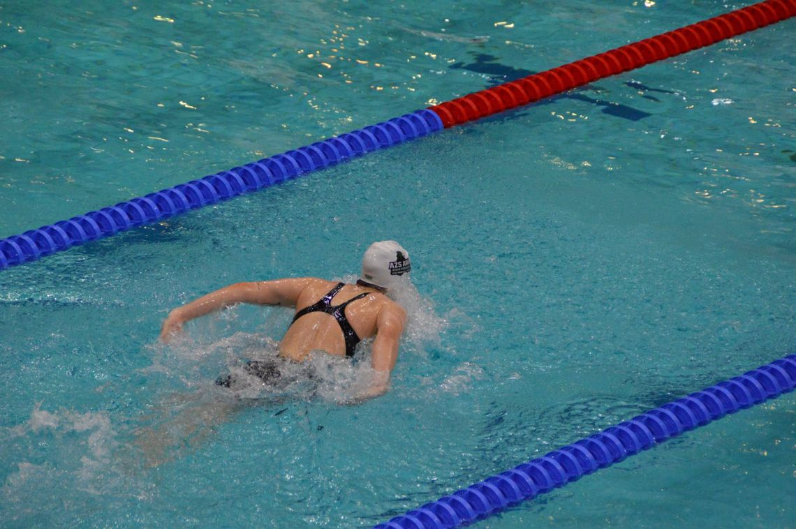 Młodzi pływacy AZS AWF Biała Podlaska na Mistrzostwach Polski Juniorów w Bydgoszczy i Gorzowie