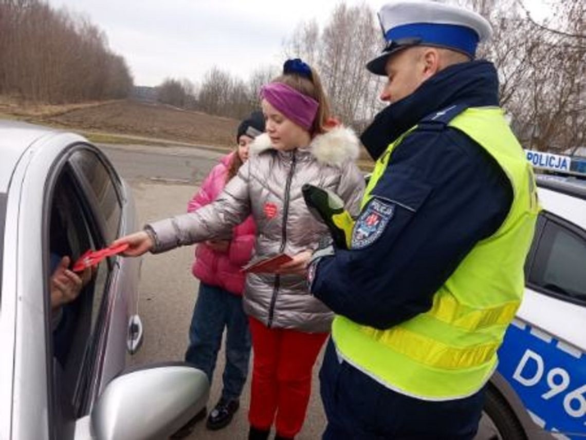 Zamiast mandatów... serduszka. Walentynkowa akcja młodzieży