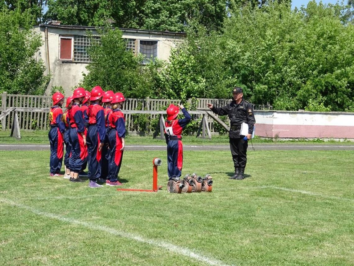Młodzieżowe drużyny pożarnicze w zaniku. Nie było komu sięgnąć po dotację