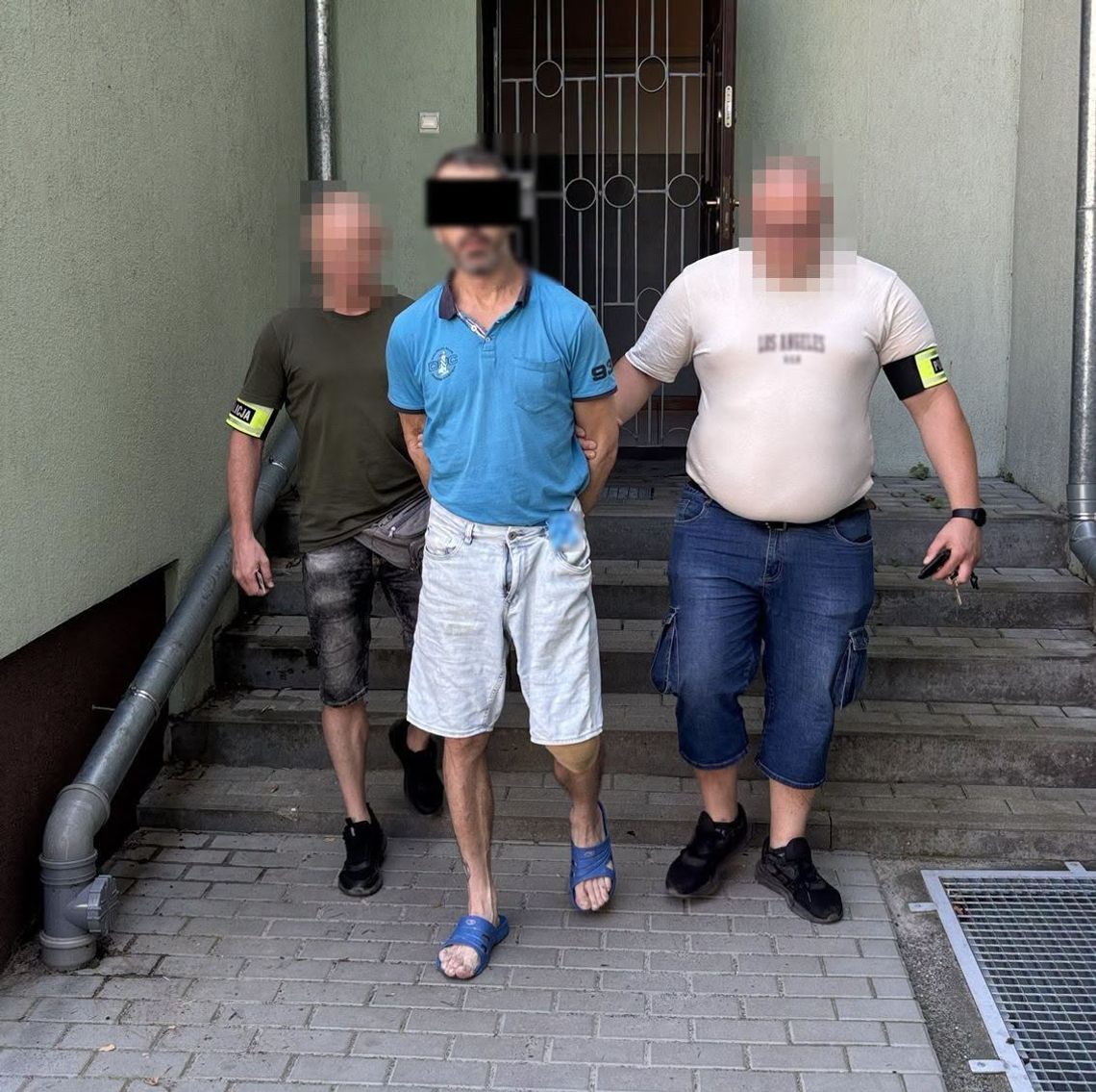 Myślał, że pomaga policji. 84-latek z Białej Podlaskiej stracił 20 tysięcy złotych Myślał, że pomaga policji. 84-latek z Białej Podlaskiej stracił 20 tysięcy złotych