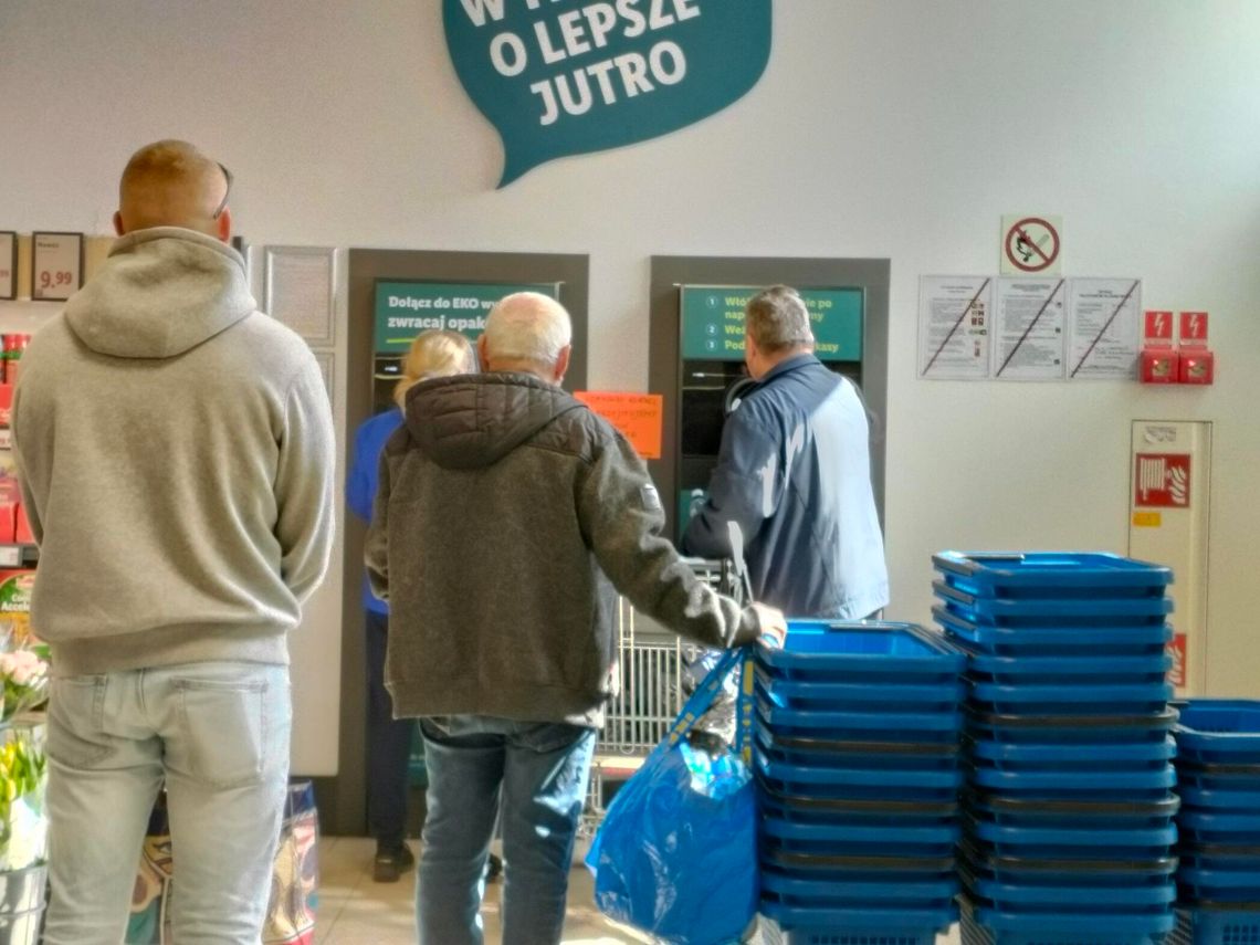 System kaucyjny. Nabijanie w butelkę czy bicie politycznej piany?