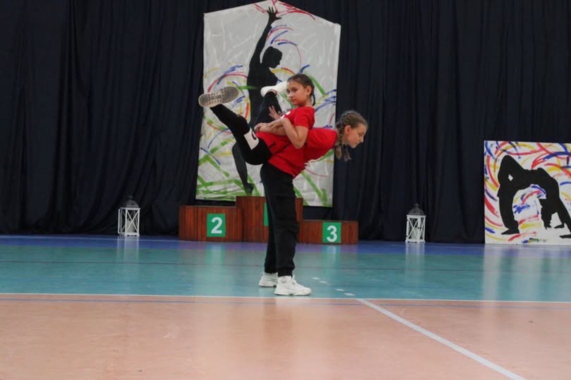 Nadchodzi XIX Otwarty Przegląd Zespołów Tanecznych „LOVE TO DANCE” Nadchodzi XIX Otwarty Przegląd Zespołów Tanecznych „LOVE TO DANCE”
