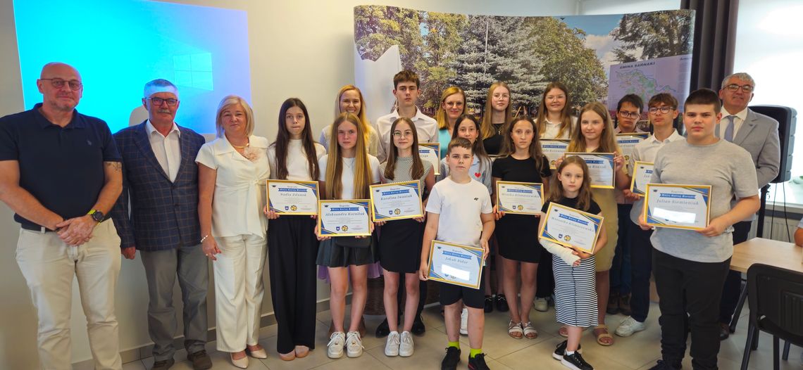 W Sarnakach po raz pierwszy wręczono Nagrody Wójta [LISTA NAGRODZONYCH]