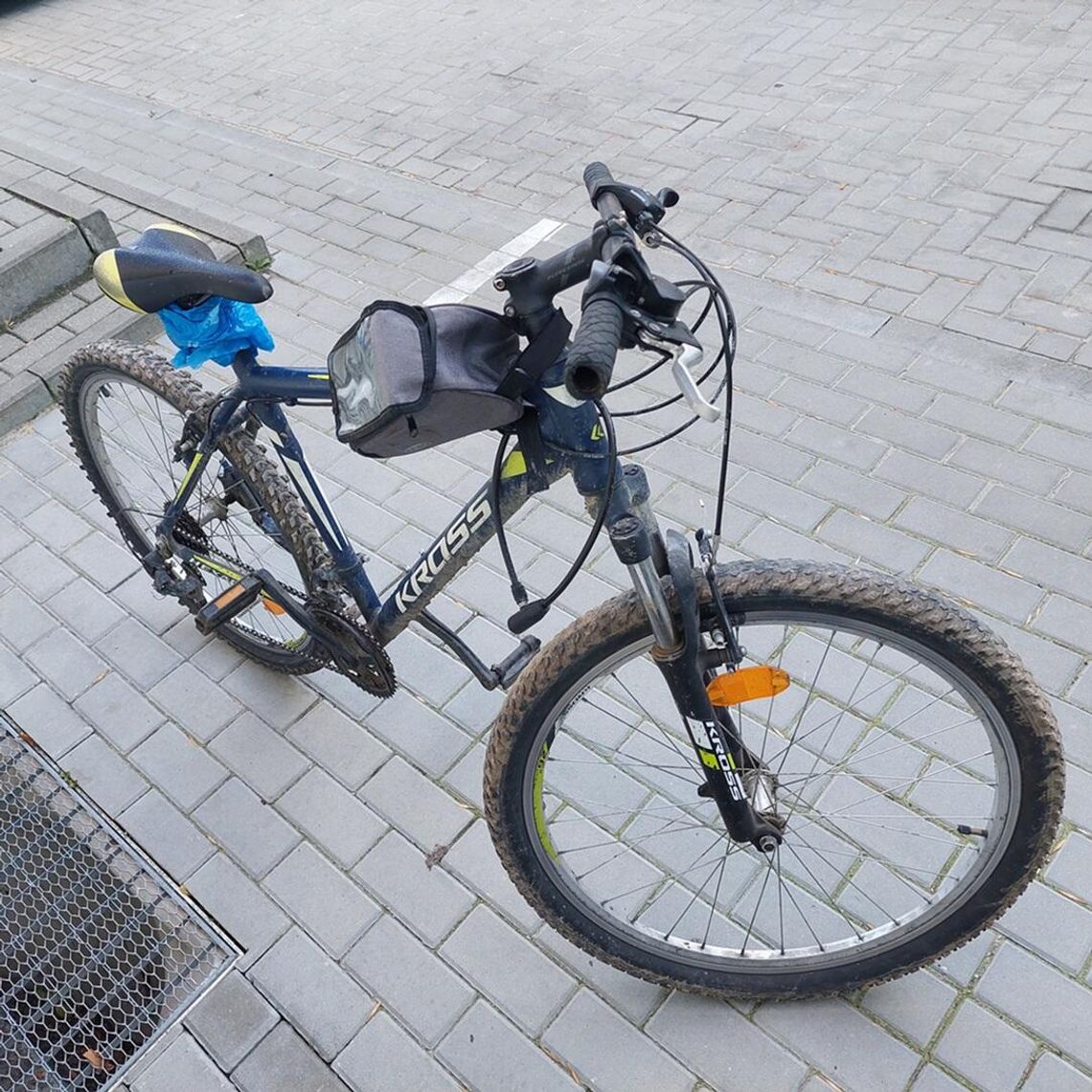 Nie chciało im się wracać z klubu na piechotę rower, Biała Podlaska, listopad 2025