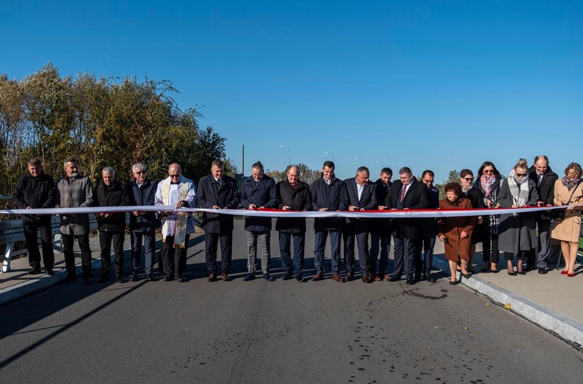 Nowy most i 12 odcinków dróg w gminie Międzyrzec Podlaski