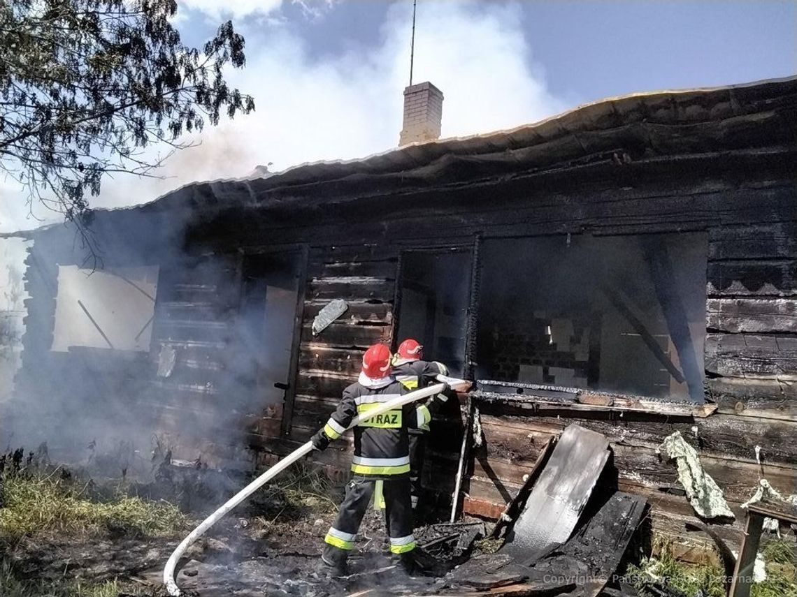 Pożar w Ossowie. W środku budynku mógł być człowiek