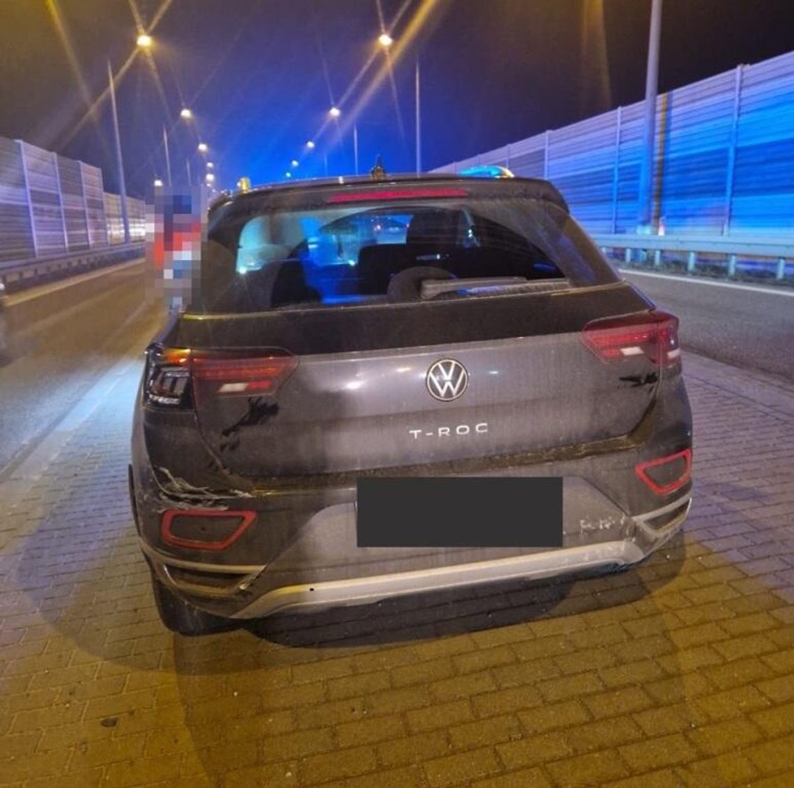 Obywatelskie zatrzymanie. Kierowcy powstrzymali 63-latka przed dalszą jazdą Obywatelskie zatrzymanie. Kierowcy powstrzymali 63-latka przed dalszą jazdą