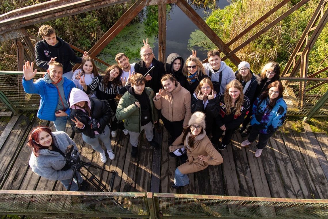 uczestnicy warsztatów fotograficznych z ECKiW OHP w Roskoszy