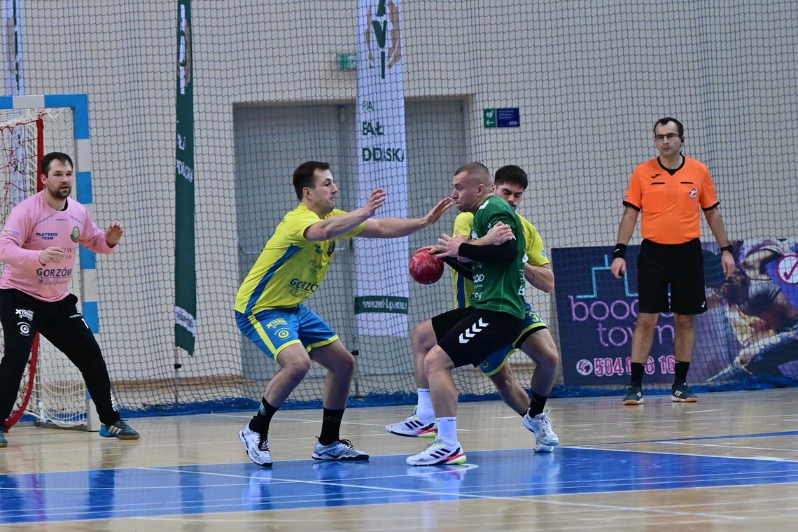 Ogolili głowy i Stal Gorzów