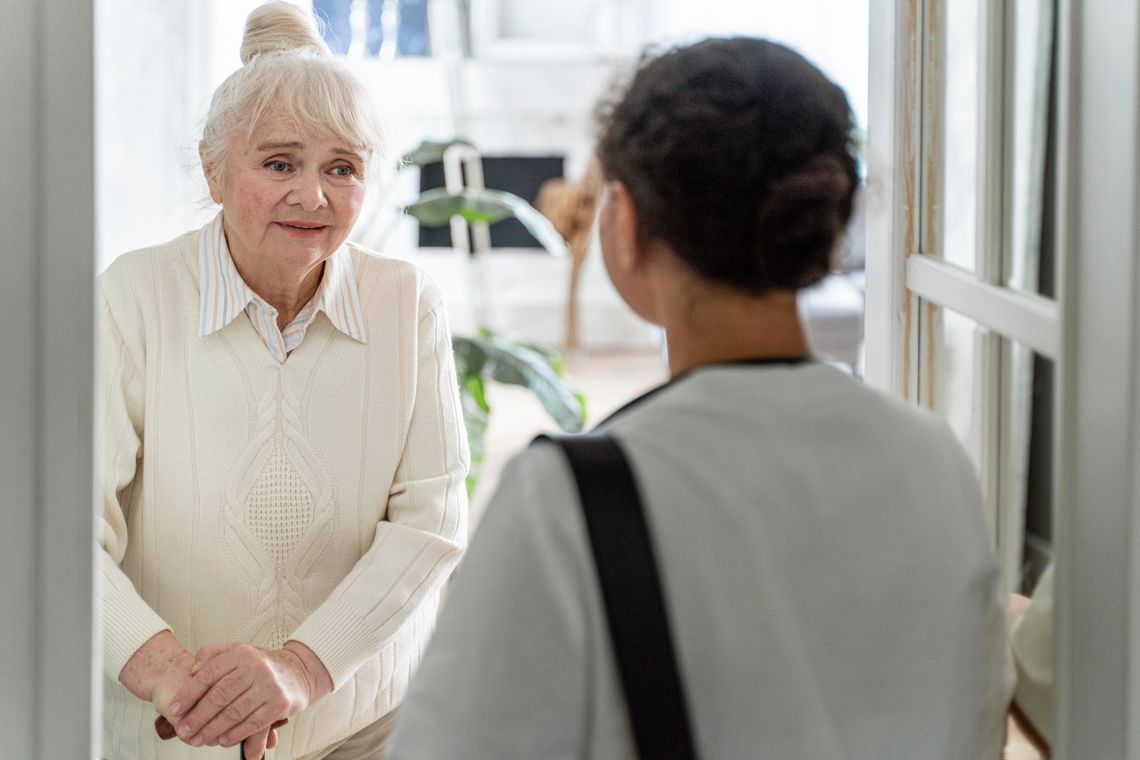 Okradła seniorkę pod pretekstem zakupu antyku