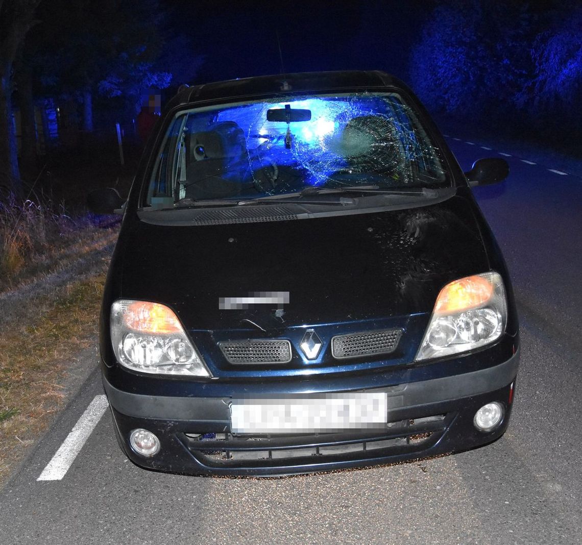 Osobówką potrącił rowerzystę. Cyklista był pijany