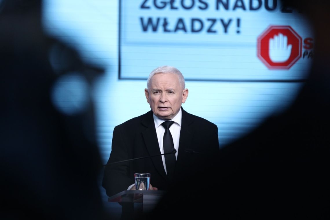 PiS w finansowym dołku. Nawet lokali się pozbywa