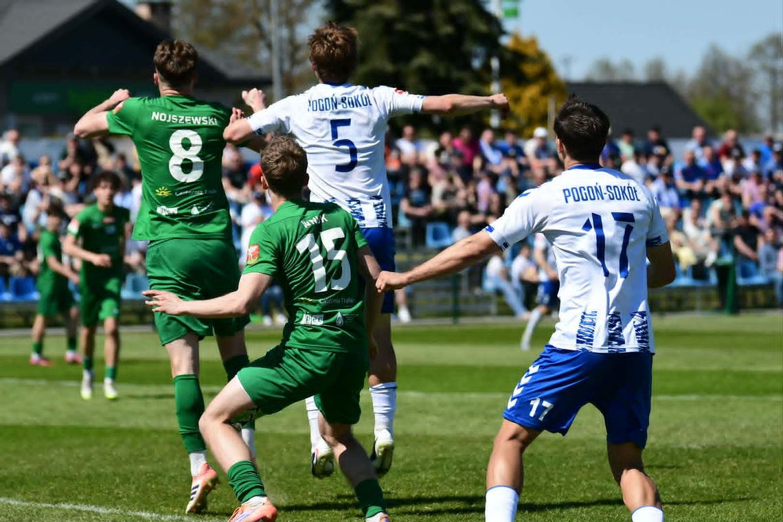 Podlasie wygrywa 3:1, Jeż obronił karnego