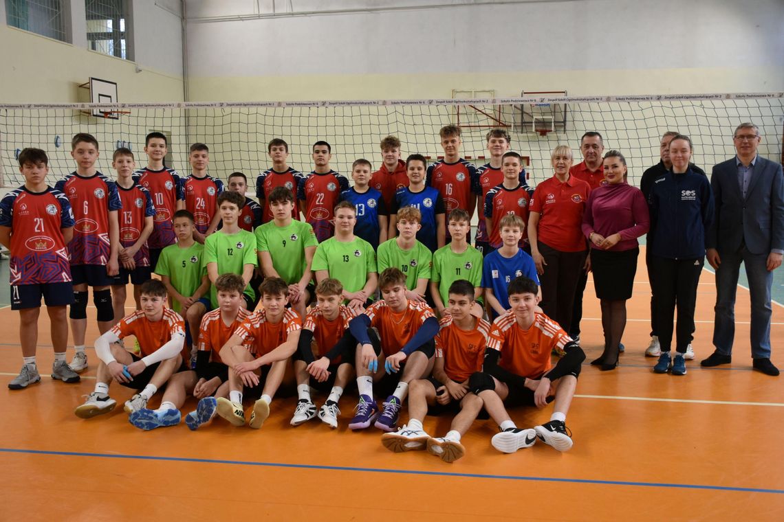 Półfinał wojewódzki w siatkówce szkół podstawowych – zwycięstwo SP 6 Biała Podlaska