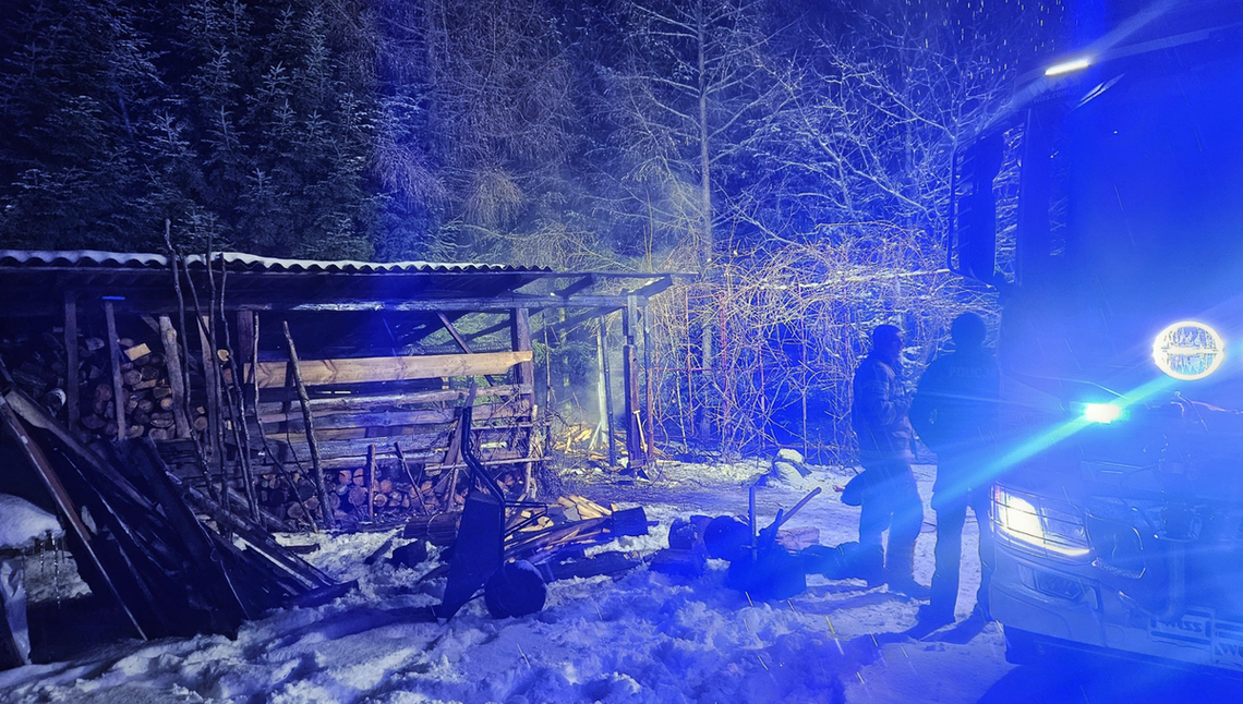 Policjanci zareagowali błyskawicznie. Dzięki nim pożar został opanowany