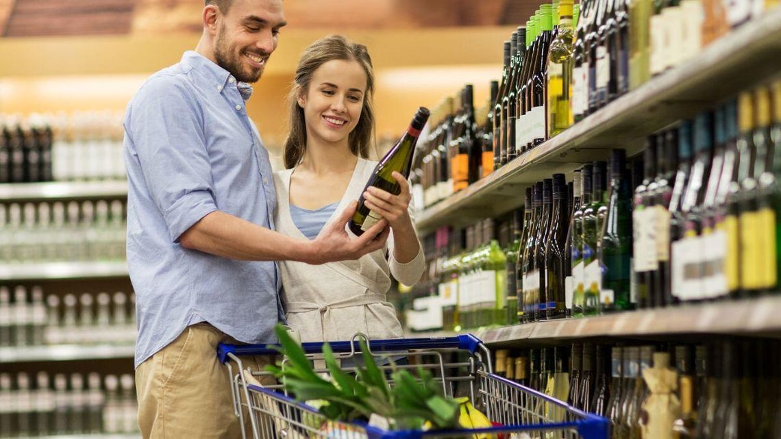 Ponad tysiąc kontroli. Szukali w sklepach alkotubek. Efekt?