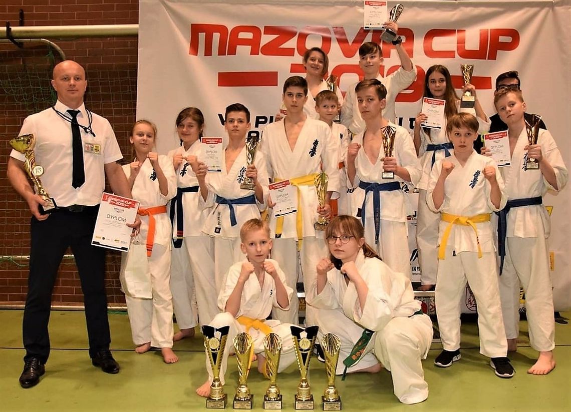 Popis bialskich karateków w turnieju Mazovia Cup