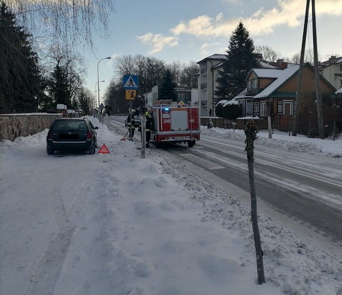 Potrącenie na przejściu dla pieszych. Kobieta trafiła do szpitala