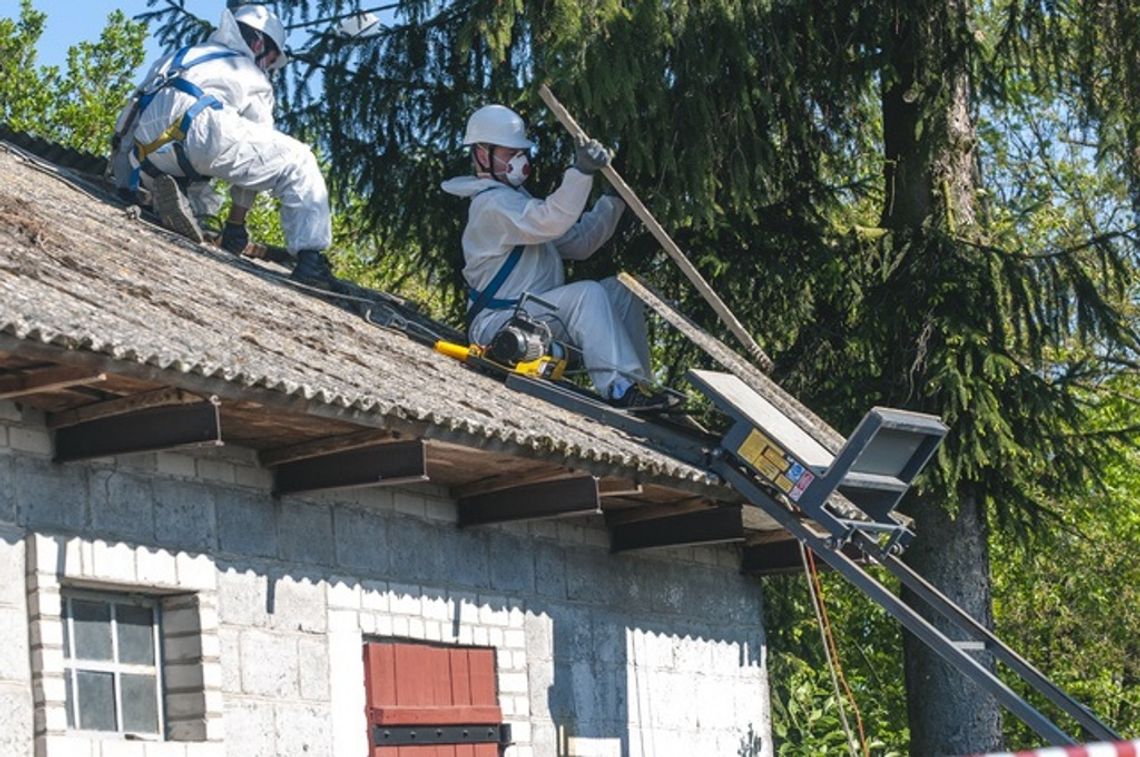 Powiat bialski: Zdemontują azbest